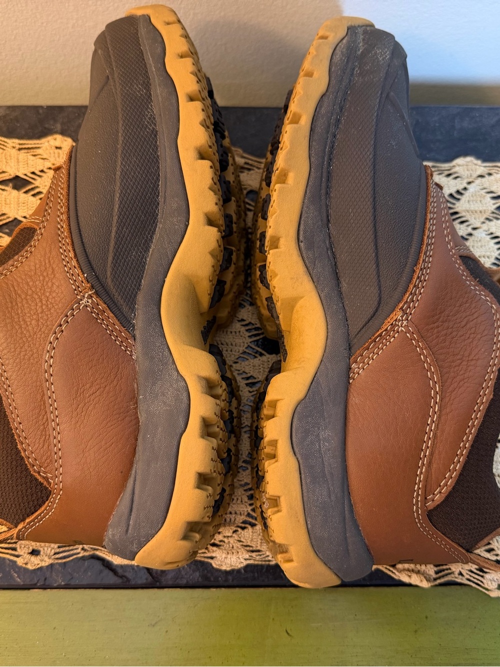 LL Bean Storm Chaser Size 6.5 WomansTek Leather/Rubber Duck Woman’s Slip On Boot - Picture 8 of 10